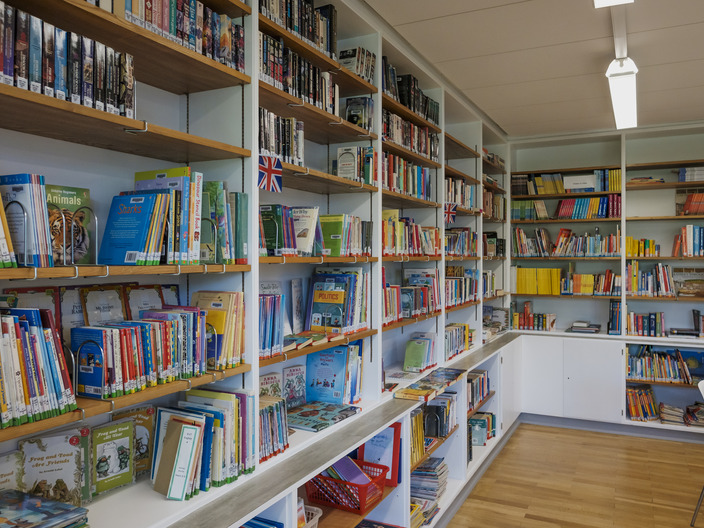 Bücherregale
